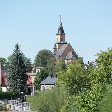 Comfortable In Saxony With Terrace Feriehus