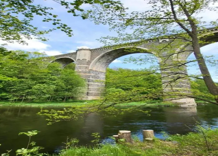 Дом отдыха Comfortable In Saxony With Terrace Oederan